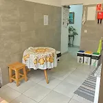 & Flower - Private Bedrooms פונשל