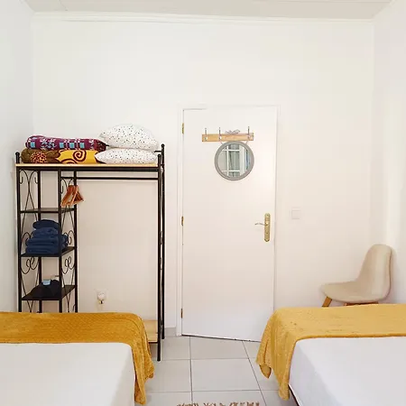 & Flower - Private Bedrooms * פונשל