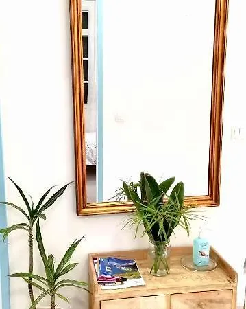 & Flower - Private Bedrooms