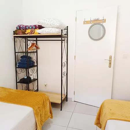& Flower - Private Bedrooms * Funchal