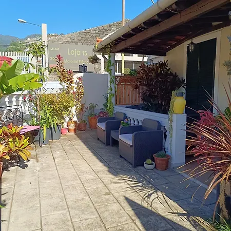 & Flower - Private Bedrooms Funchal