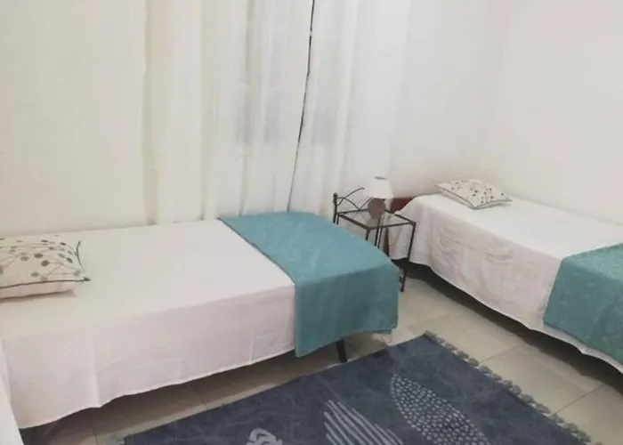 Gasthof & Flower - Private Bedrooms Funchal (Madeira)